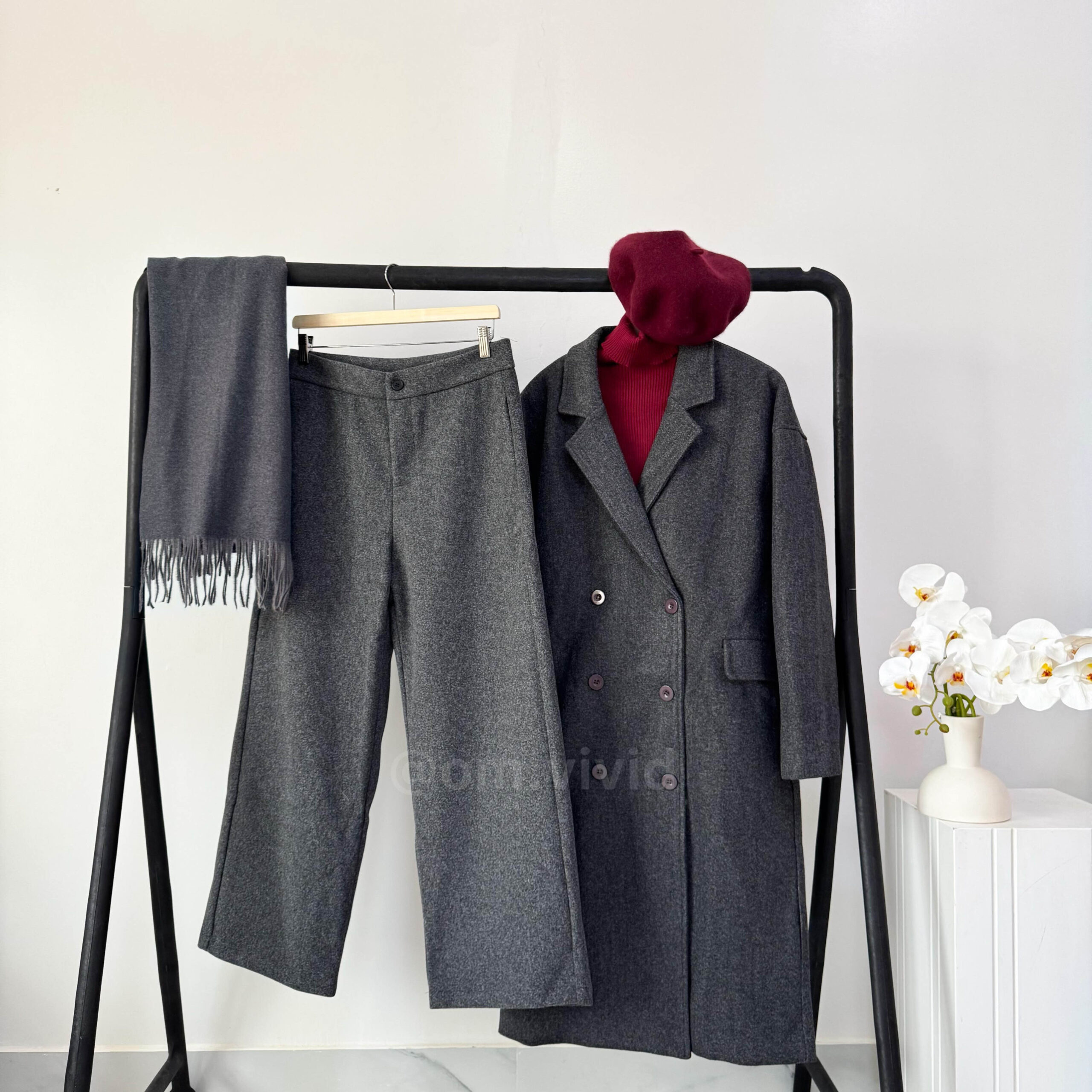 طقم رصاصي ثقيل