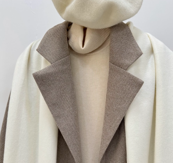 طقم بيج مخطط - الصورة 2